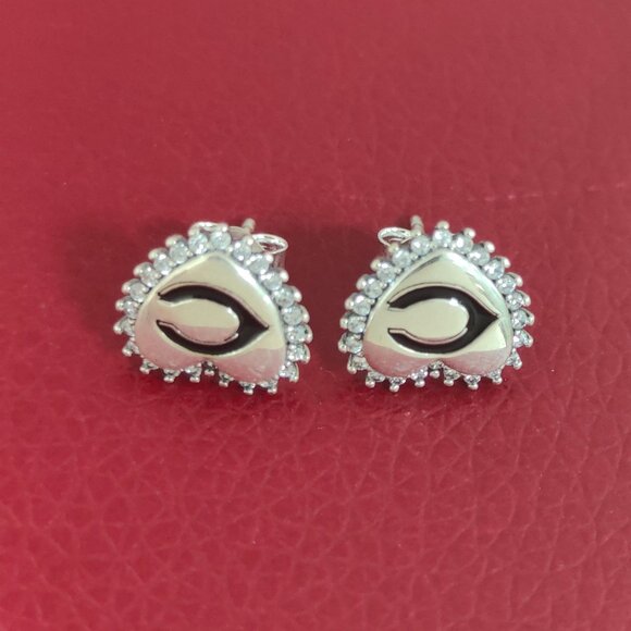 Cincinnati Reds MLB Logo Stud Earring Heart Earring S925 Sterling Silver - Picture 5 of 5